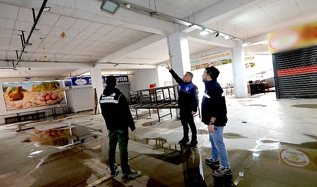 Bayraklı’nın pazar yerlerinde aydınlatma çalışması- Haber Şafak