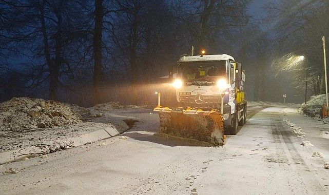 Büyükşehir’de kar mesaisi sürüyor- Haber Şafak