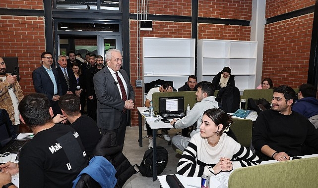 Finallere hazırlanan öğrencilere Başkan’dan çorba ikramı- Haber Şafak