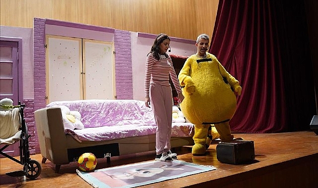 İnegöl Belediyesi Şehir Tiyatrosu Komşu İlçelerde Sanatseverlerle Buluşuyor- Haber Şafak