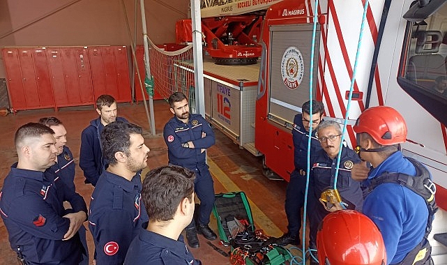 İtfaiye erleri kendilerini geliştiriyor- Haber Şafak