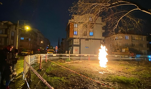 Büyükşehir Belediyesi, Kartepe’deki yangınla ilgili açıklama yaptı;  Tüm tedbirler alındı, hiçbir olumsuz durum yok- Haber Şafak