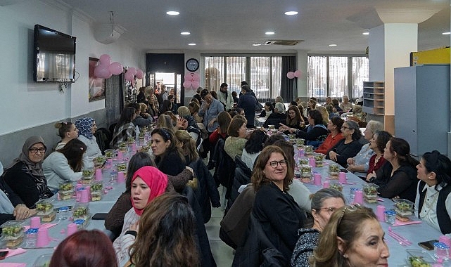 İzmir’de sağır ve işitme engelli kadınlar için anlamlı buluşma- Haber Şafak