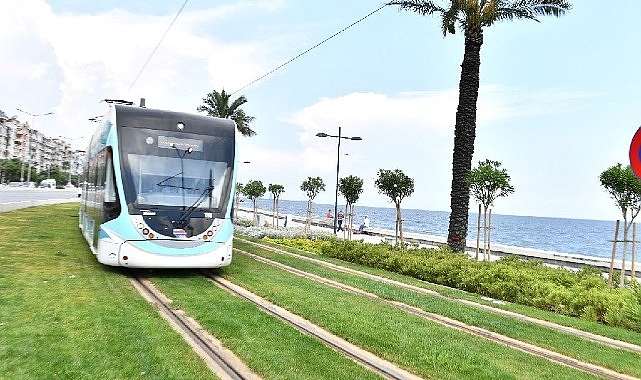 Konak Tramvayı seferlerine Karataş Yaya Üst Geçidi düzenlemesi- Haber Şafak
