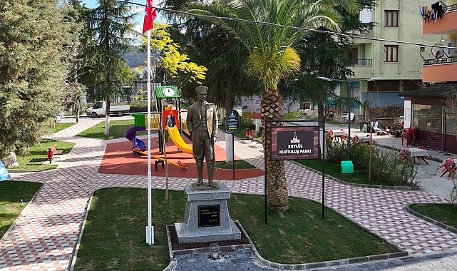 Kurtuluş Parkı yenilenen yüzüyle Beydağ’a nefes oldu- Haber Şafak