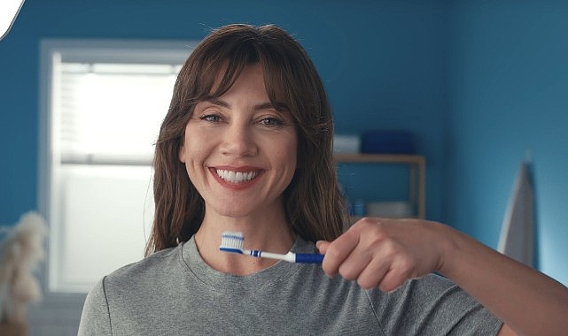 Sensodyne Klinik Beyazlık Reklam Kampanyasının Yeni Yüzü: Gökçe Bahadır- Haber Şafak