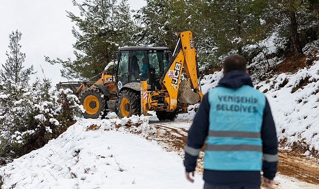 Yenişehir Belediyesinden kar temizleme ve yol açma çalışması- Haber Şafak