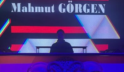 Dans Etmeyen Kalmadı: Mahmut Görgen Butterfly Party’yi Uçurdu!- Haber Şafak