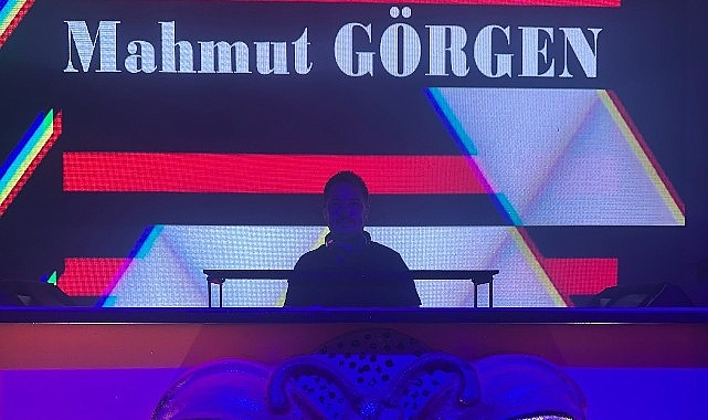 Dans Etmeyen Kalmadı: Mahmut Görgen Butterfly Party’yi Uçurdu!- Haber Şafak