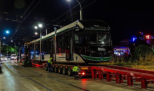 7.tramvay da raylarla buluştu- Haber Şafak