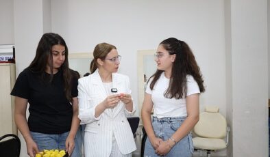 Başkan Vekili Abiş’ten KO-MEK yaz kurslarına ziyaret- Haber Şafak