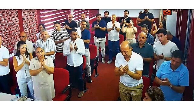 Belediye Meclisinde dayanışma mesajı: Ayakta alkışlandılar – Haber Şafak