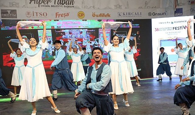 İnegöl’ün Kültür Ve Kardeşlik Festivalinde Altın Mobilyanın Sahibi KKTC- Haber Şafak