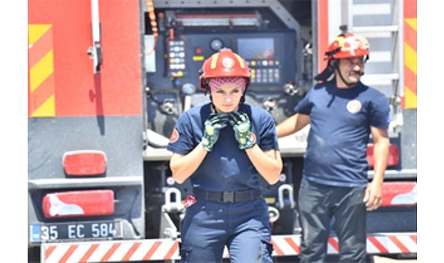 İzmir İtfaiyesi Çeşme’nin dört bir yanında görev başında- Haber Şafak
