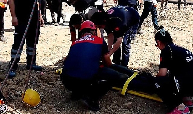 İzmir İtfaiyesi kuyuya düşen yurttaşı kurtardı- Haber Şafak