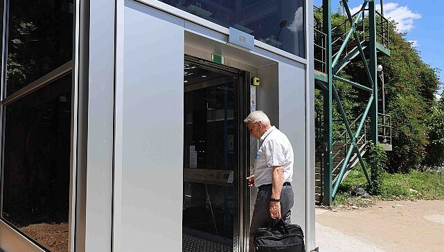 İzmit Tren Garı’ndaki asansör hizmete alındı- Haber Şafak