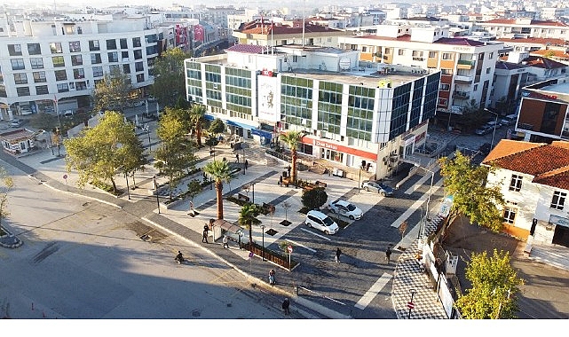 Menderes Belediyesi’nden Ot Temizliği- Haber Şafak