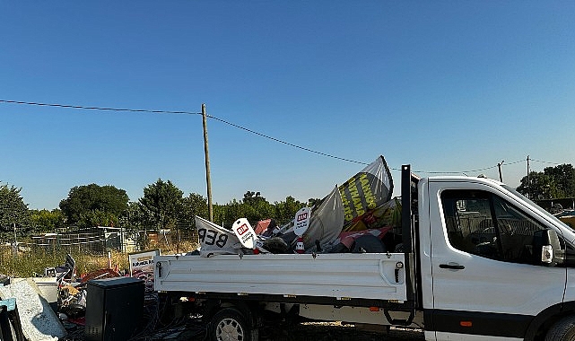 Nilüfer’de kent estetiğini bozan tabelalara müdahale- Haber Şafak