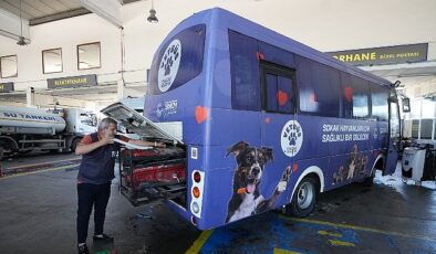 Üsküdar Belediyesi, İzmir’deki yangına müdahaleye destek amacıyla bölgeye gitti.- Haber Şafak