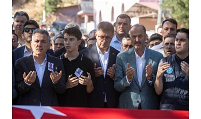 Yangının kahraman şehidi son yolculuğuna uğurlandı- Haber Şafak