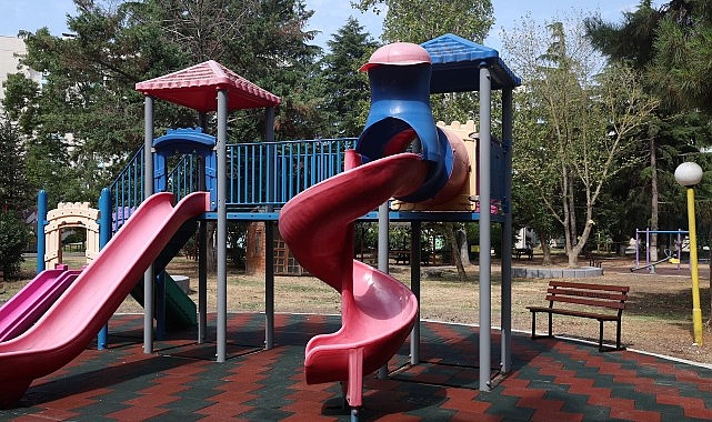 Bakırköy Parkları Yenilenerek Vatandaşlarla Buluştu