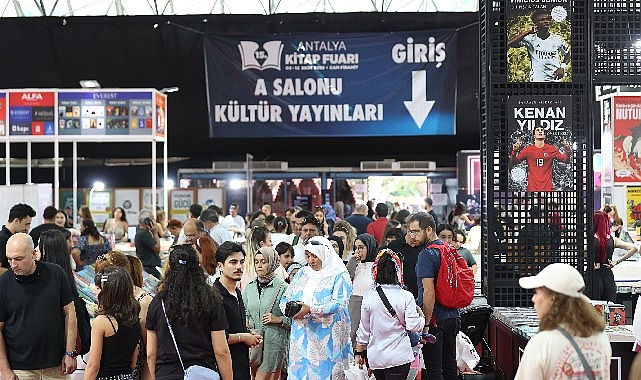 Antalya’da kitap şöleni yaşanıyor- Haber Şafak
