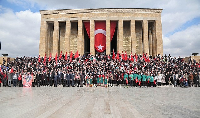 Başkan Özarslan ve Binlerce Keçiörenli Anıtkabir’de Ata’nın Huzurunda- Haber Şafak