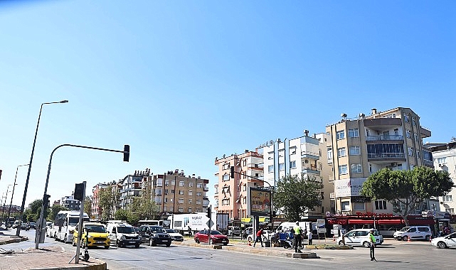 Büyükşehir sinyalizasyon alt yapısını yeniliyor- Haber Şafak