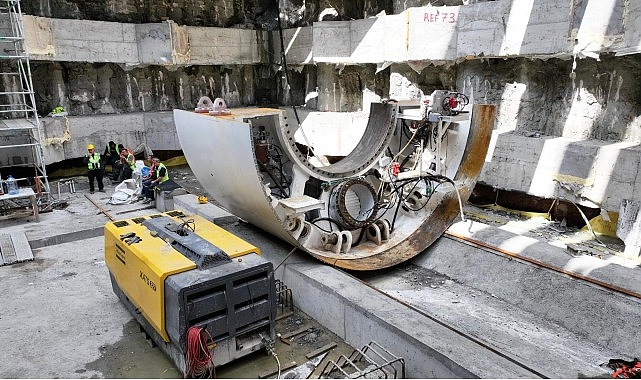 Dev köstebeklerden 2’sinin daha montajı başladı- Haber Şafak