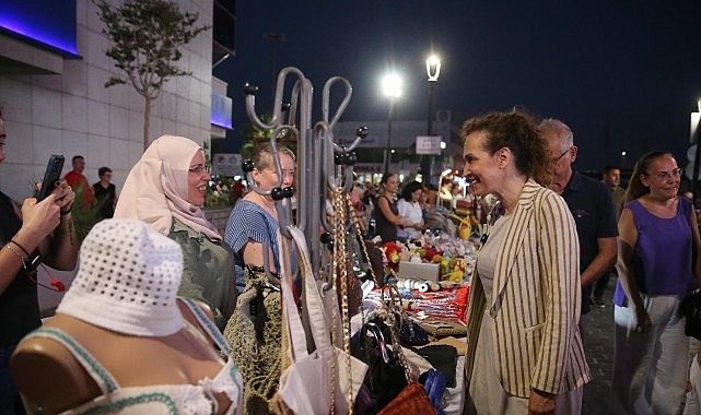 “El Emeği Gece Pazarı” kadınlara kazanç kapısı oldu- Haber Şafak