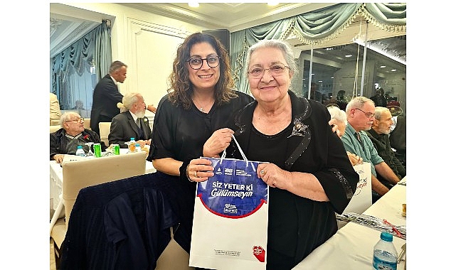 İBB, 1 Ekim Dünya Yaşlılar Günü’nü renkli etkinliklerle kutladı- Haber Şafak