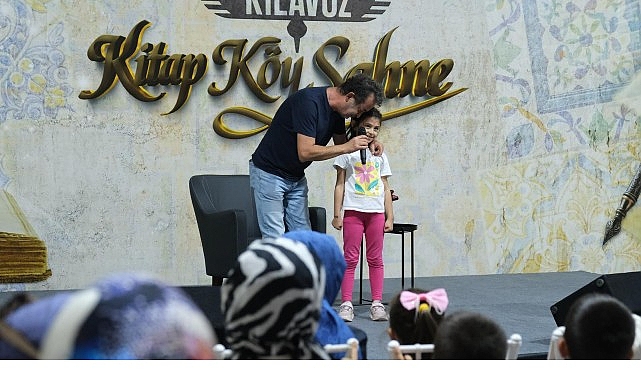 Kılavuz Kitap Köyü, fuara renk katıyor- Haber Şafak