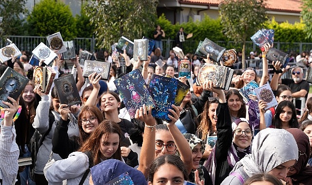 Kocaeli Kitap Fuarı’nda kitap aşkı kuyruklara sığmadı- Haber Şafak