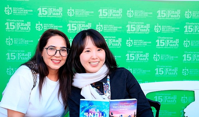 Koreli yazar Soyoung Park, Kitap Fuarı’nda- Haber Şafak