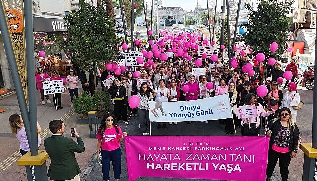 Menemenli kadınlardan pembe yürüyüş!- Haber Şafak