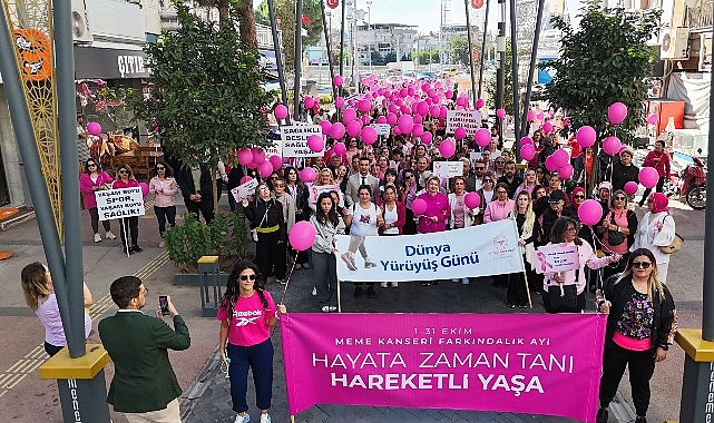 Menemenli kadınlardan pembe yürüyüş!- Haber Şafak