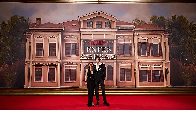 Netflix’in Başrollerini Engin Akyürek ve Aslı Enver’in Paylaştığı Yeni Dizisi Enfes Bir Akşam’ın Galası Gerçekleşti- Haber Şafak
