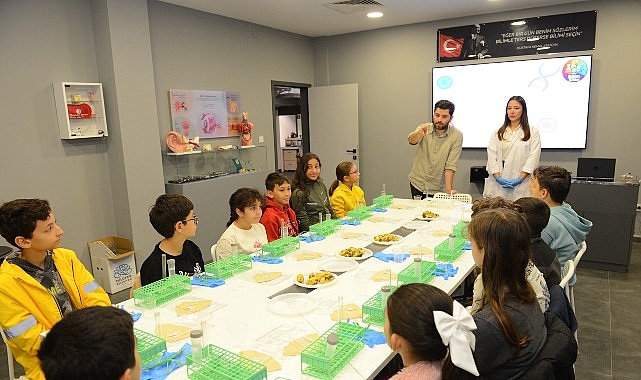 Nilüfer’de çocuklar muzdan DNA izolasyonu yaptı- Haber Şafak