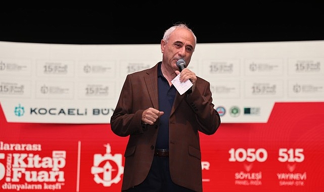 Nurullah Genç’ten Kocaeli Kitap Fuarı’nda hafızalara kazınan söyleşi;  “Bir taş attılar, dünya yerinden oynadı”- Haber Şafak