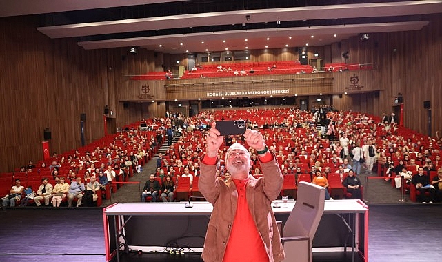 Yenişehirlioğlu: İnsanın ihyası için bilgi şart- Haber Şafak