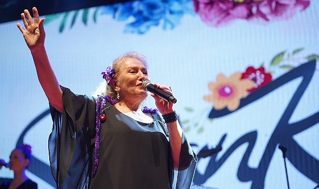 Zeytin Hasadı, Konserler, Zeytin ve Zeytinyağı Pazarı, Söyleşiler, Paneller, Workshop’lar ile Dopdolu Bir- Haber Şafak