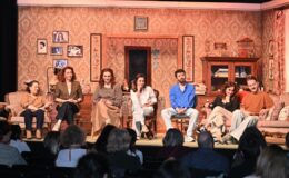 Bir Aile Provası: Yaşayın Gitsin Oyununun 27 Mart Dünya Tiyatro Günü Özel İzlemesi Gerçekleşti!