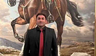 Yeni Partili İrfan Sancak: “Devrimler Sadece Başlar, Bitişi Diye Bir Şey Yoktur”